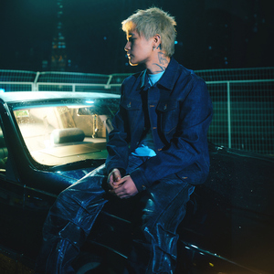 日本大奶头射精视频在线播放
